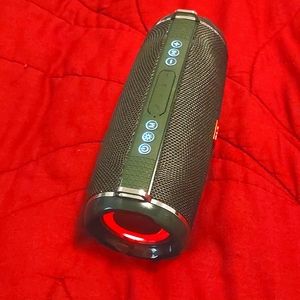 T&G speaker, connected to TV or PC or laptop or use the radio has many channels